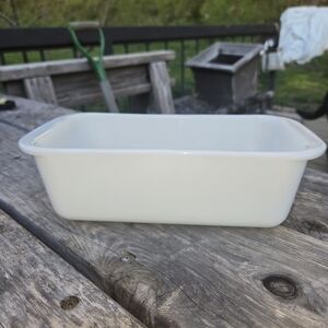 Vintage Milk Glass PYREX Corning USA 1.5qt Loaf Pan